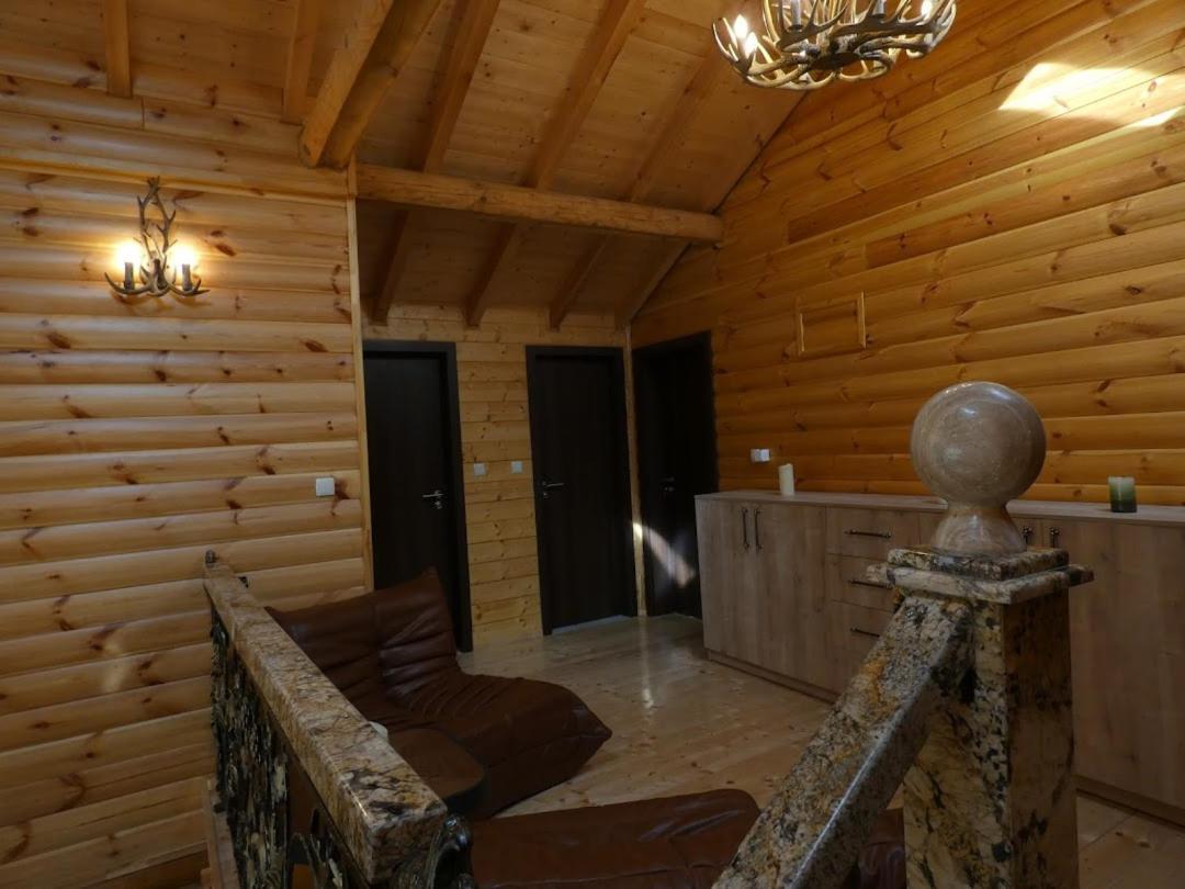 Къща За Гости Ivanyane Exterior foto